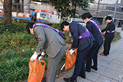 Carried out cleanup activities in Shibuya's Nampeidai-cho neighborhood