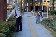 Carried out a regular cleanup activity in Shibuya's Nampeidai-cho neighborhood