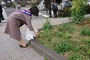 Carried out a regular cleanup activity in Shibuya's Nampeidai-cho neighborhood