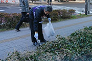 Carried out a regular cleanup activity in Shibuya's Nampeidai-cho neighborhood