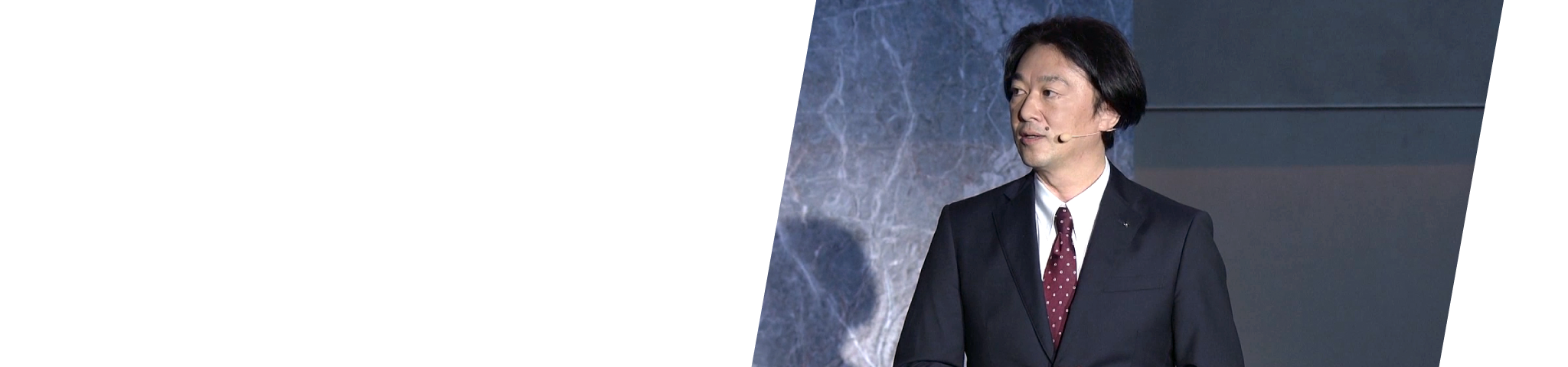 クロスメディア事業 IPに対する愛とリスペクトが良質なコンテンツを生む 取締役 クロスメディア事業統括本部長 鎌形英一